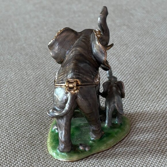 Charming Elephant Figurine with Gold and Gray Accents - Picture 5 of 7